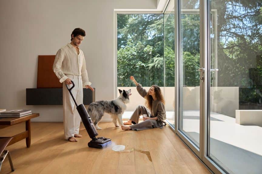 The F25 Ultra Steam Gen 2 is designed for wet and dry messes.