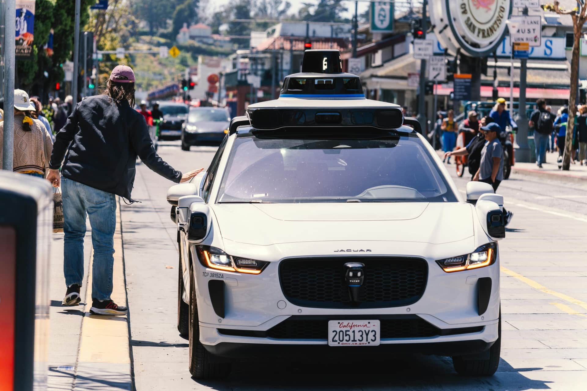 Robotaxi system exposes why self-driving cars stop
